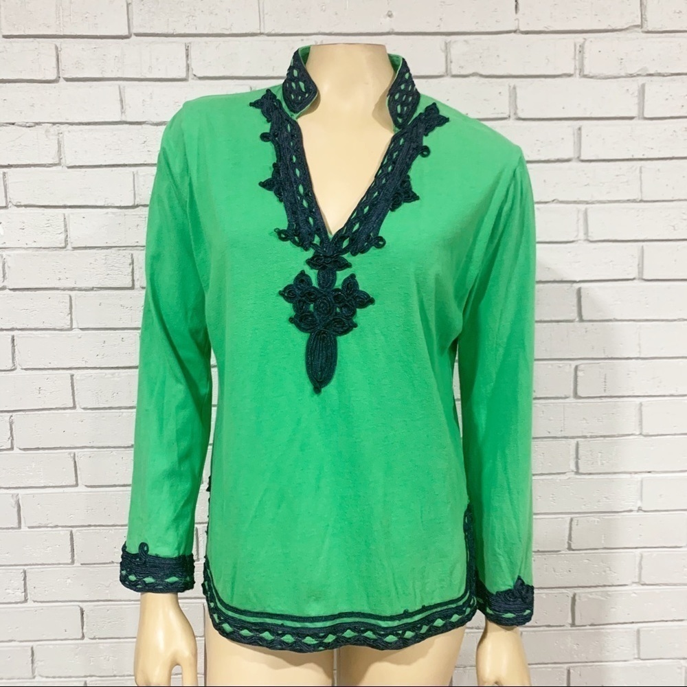 Pink Pineapple Women’s Green Tunic Top Navy Trim‎